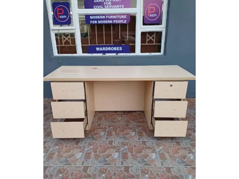 Simplicity Desk