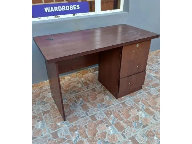 Climax Small Desk